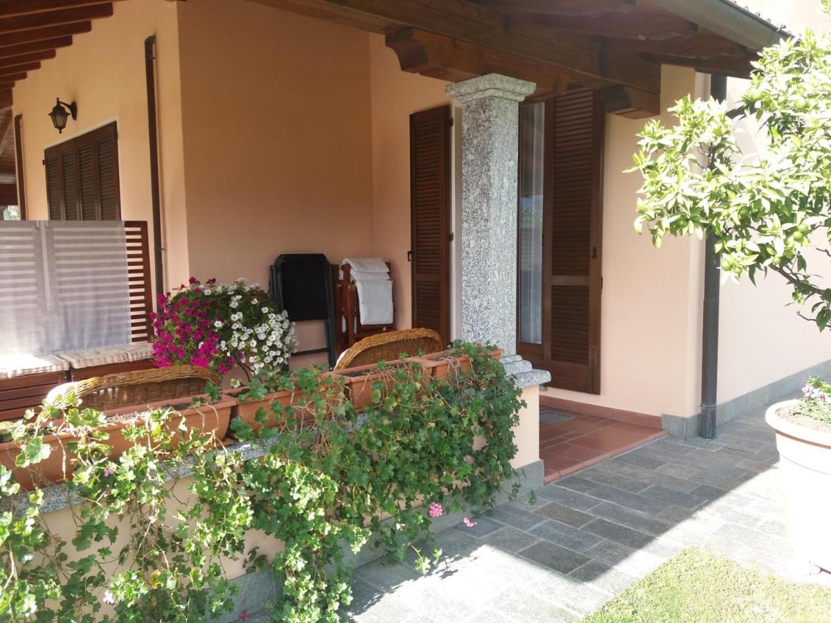 Casa Intignano - Camera Con Bagno E Portico Vista Lago Tremezzo Exterior photo